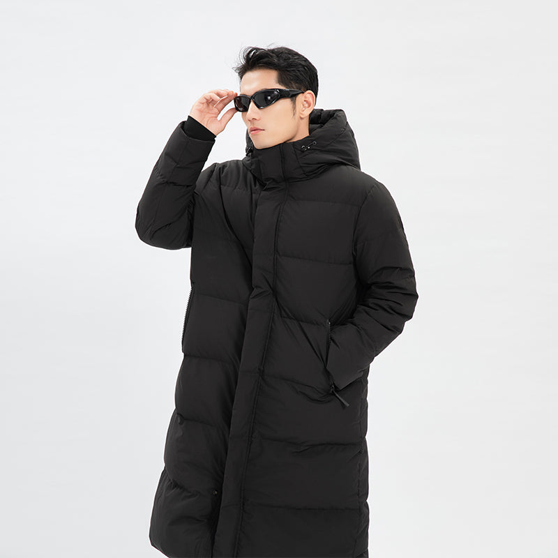 “Classic Noir” Men’s Long Down Jacket